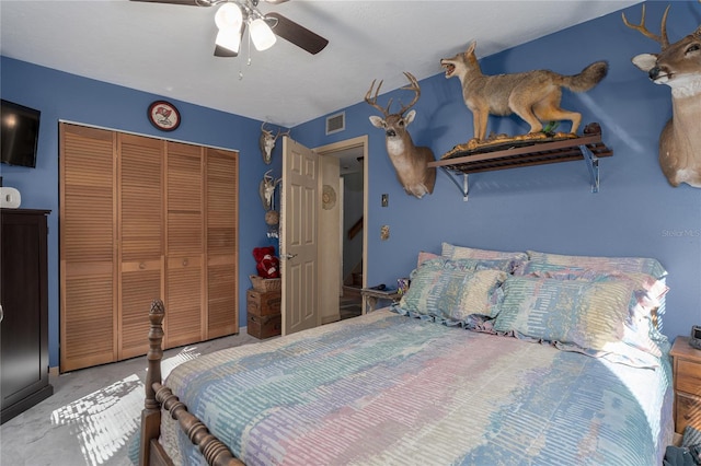 bedroom featuring a closet and ceiling fan