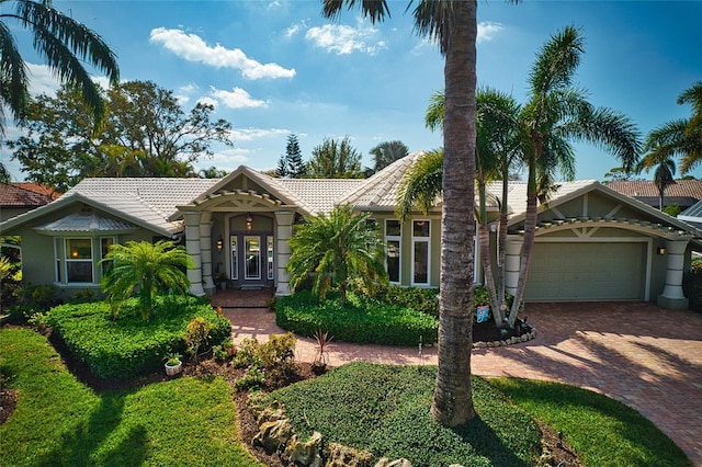 view of front of property featuring a garage