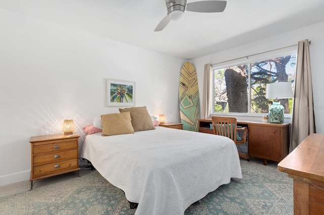 bedroom featuring ceiling fan