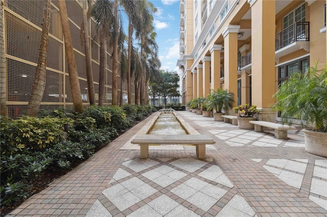 750 N Tamiami Trl Unit 420, Sarasota, FL 34236 - surrounding community