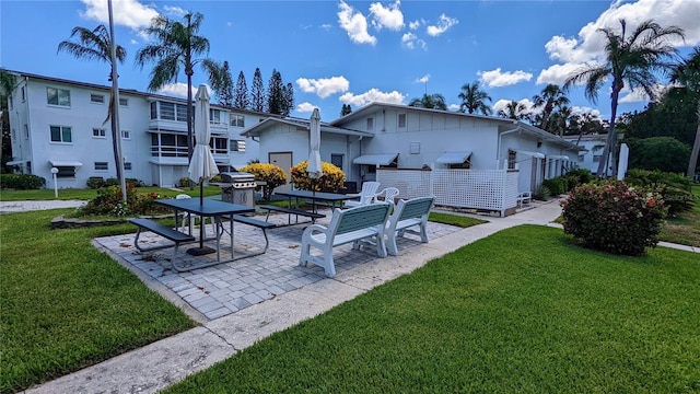 exterior space featuring a yard