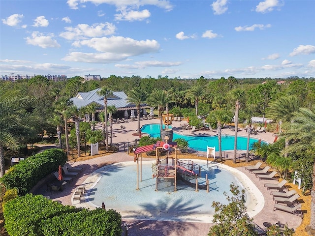 view of swimming pool