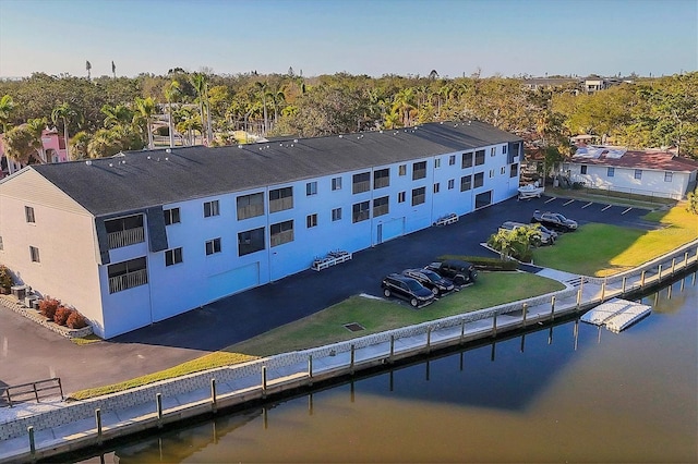 bird's eye view with a water view