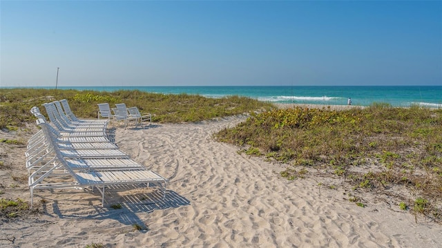 2105 Gulf Of Mexico Dr Unit 3303, Longboat Key, FL 34228 - water view with local beach