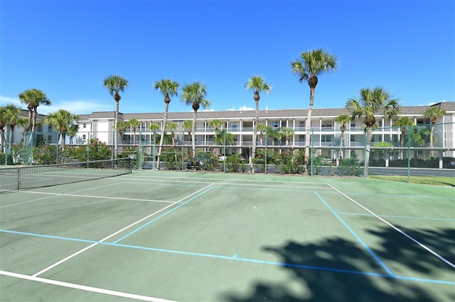 4430 Exeter Dr Unit M108, Longboat Key, FL 34228 - view of tennis court