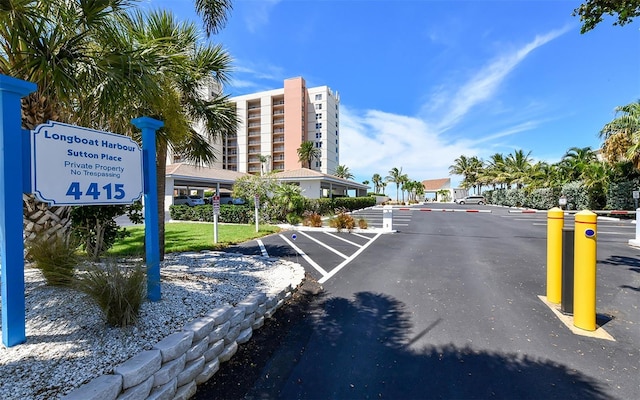 4430 Exeter Dr Unit M108, Longboat Key, FL 34228 - view of asphalt street with curbs