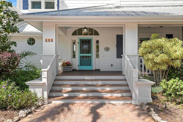 property entrance with a porch