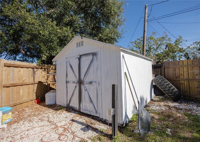 view of outbuilding