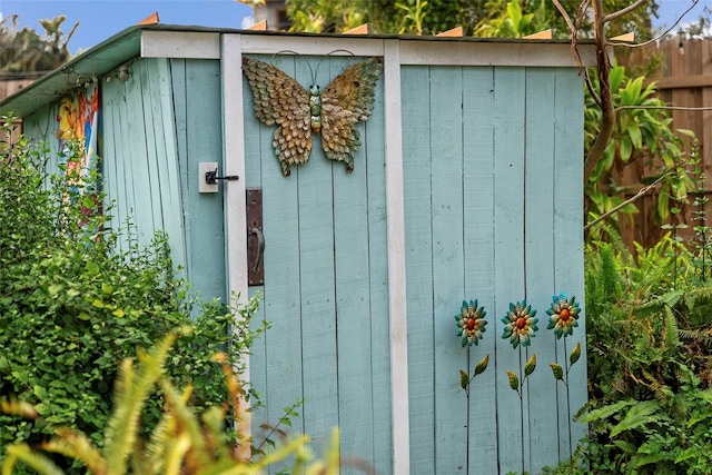 view of outbuilding