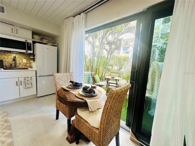 dining area with sink