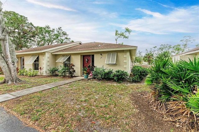 view of front of property