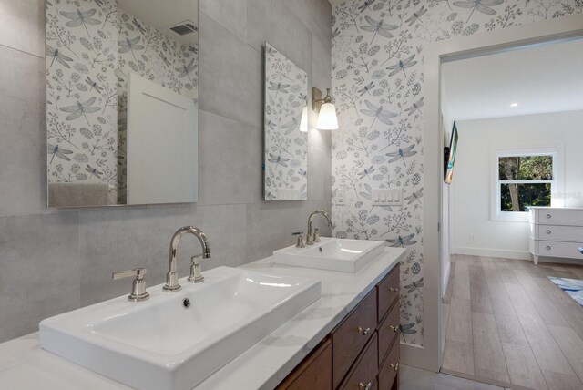 1155 Tahiti Pkwy, Sarasota, FL 34236 - photo 25