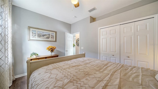 8334 Sailing Loop, Lakewood Ranch, FL 34202 - bedroom with a closet, wood finished floors, and ceiling fan