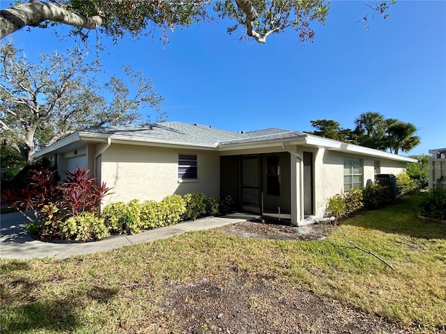 Listing photo 2 for 4339 Bowling Green Cir Unit 19, Sarasota FL 34233