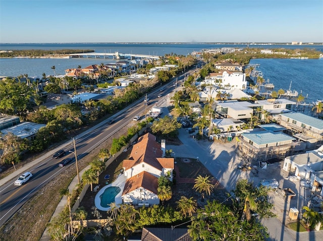 bird's eye view with a water view