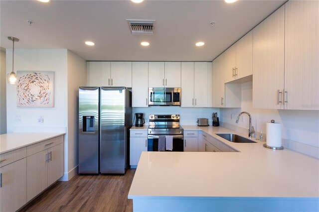 1709 N Tamiami Trl Unit 214, Sarasota, FL 34234 - photo 6