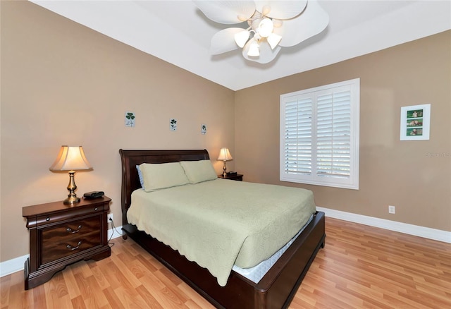 616 Misty Pond Ct, Bradenton, FL 34212 - bedroom featuring light wood-style flooring and ceiling fan
