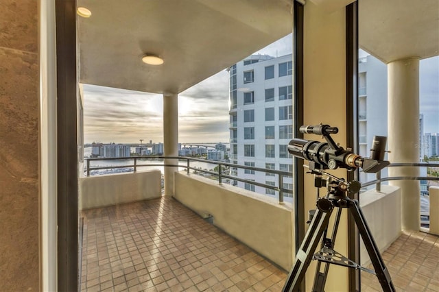 1255 N Gulfstream Ave Unit Ph1501, Sarasota, FL 34236 - balcony with a view of city