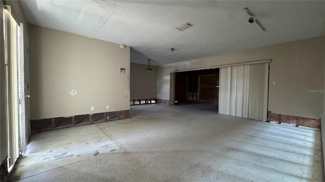 806 Arlington Rd, Palmetto, FL 34221 - view of empty room