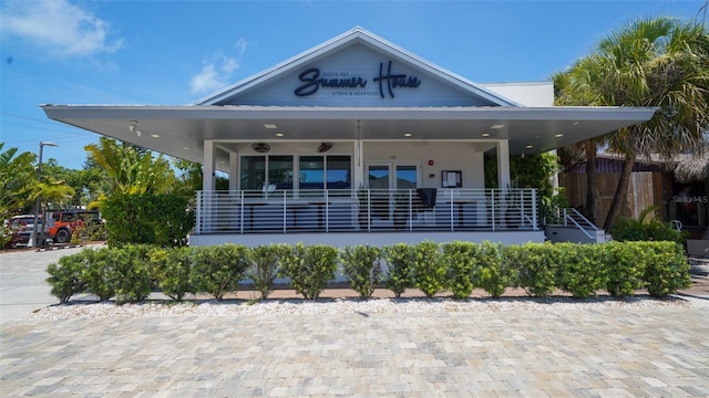 view of front of home