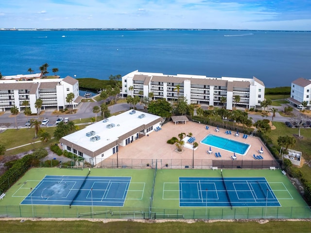 bird's eye view with a water view