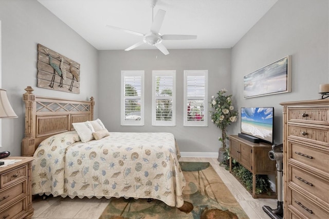 bedroom featuring ceiling fan