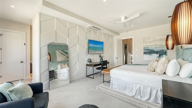 bedroom featuring ceiling fan