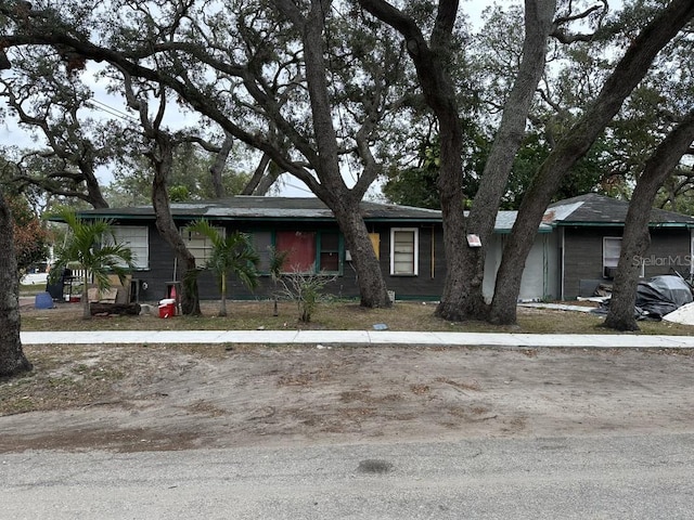 view of front of house