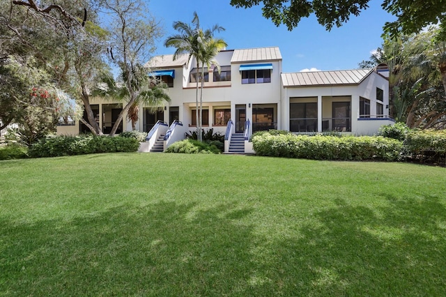 view of front of house with a front yard