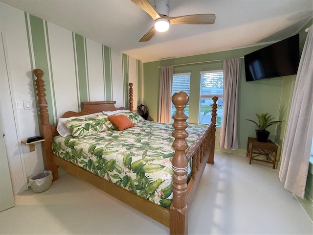 bedroom featuring ceiling fan