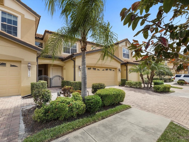 view of front of house featuring a garage