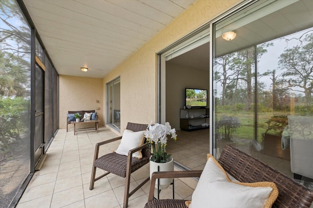 view of sunroom / solarium