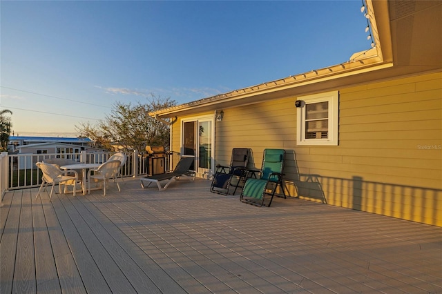 view of deck at dusk