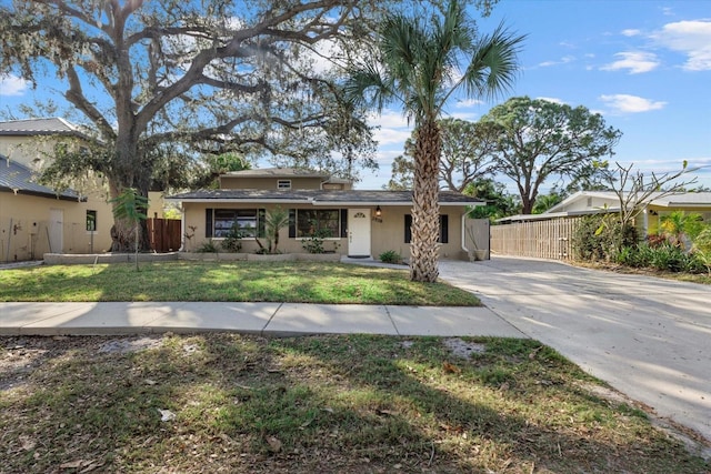 view of front of home with a front yard