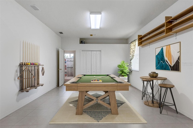 game room featuring billiards