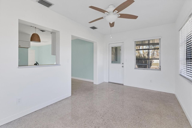 empty room with ceiling fan