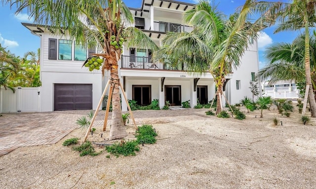 view of front of house featuring a garage