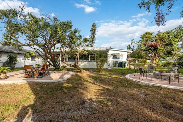 view of yard with a patio