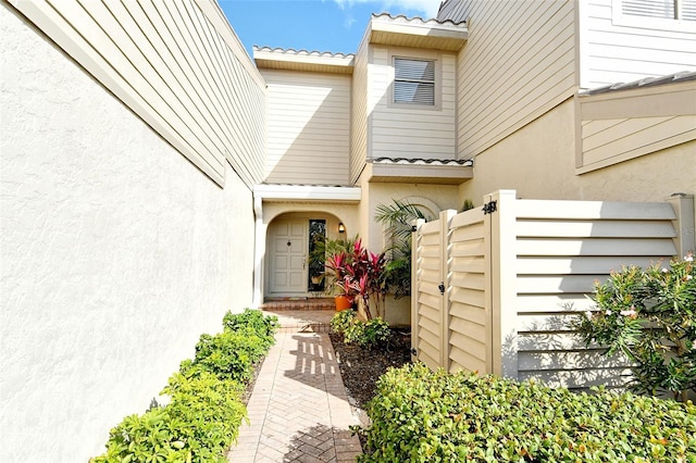 view of entrance to property