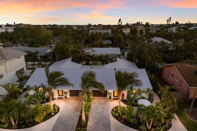 view of aerial view at dusk