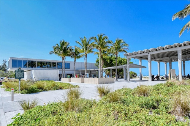 surrounding community with a pergola