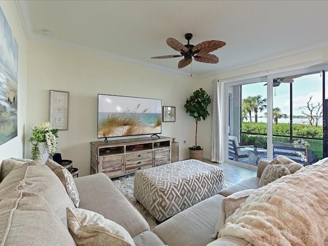 living room featuring ceiling fan and ornamental molding