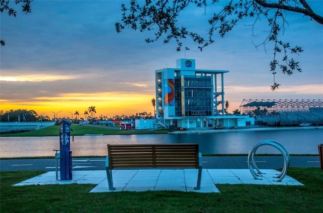 view of property's community featuring a water view