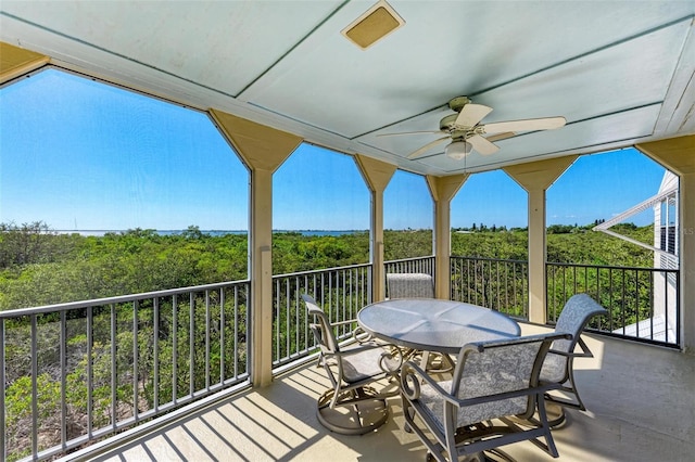 balcony with ceiling fan