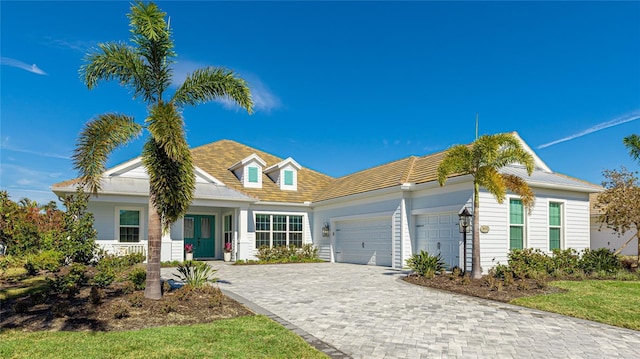 view of front of house featuring a garage