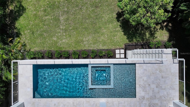 view of swimming pool