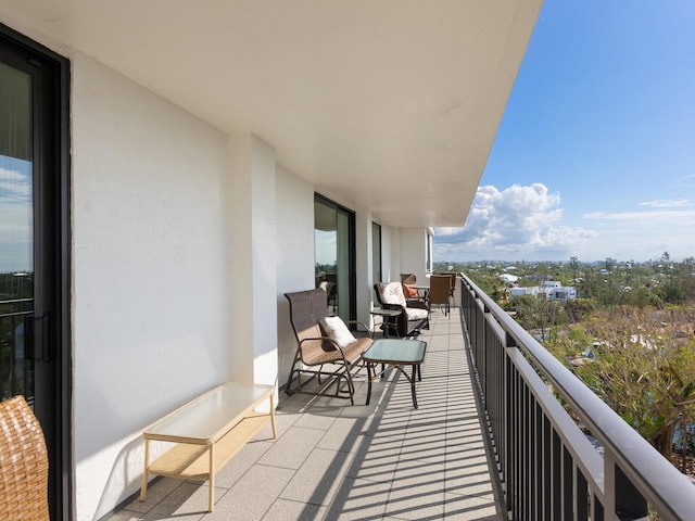 balcony with a sunroom