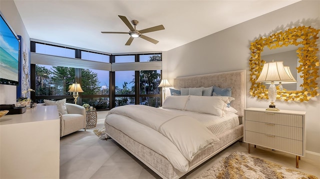 bedroom featuring ceiling fan