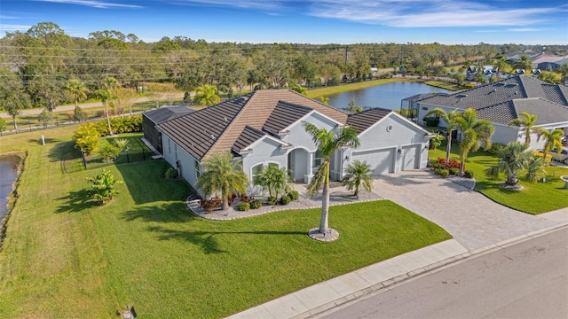 bird's eye view with a water view