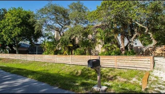 5311 Creek Dr, Sarasota, FL 34231 - photo 3